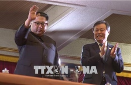 Nhà lãnh đạo Triều Tiên tham dự buổi diễn của đoàn nghệ sĩ Hàn Quốc 